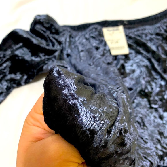 Velvet Midnight Blue Blouse - Picture 1 of 3